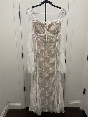Floral Lace Maxi Dress White Nude Overlay Long Flared Sleeve Underwire Size XL
